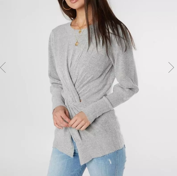 LIKE NEW! MISS ME! from Buckle Twisted Knit Sweater! Solid Grey Size XS - Picture 1 of 13